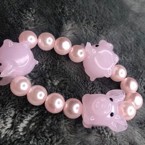 This little piggy bracelet